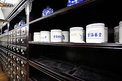 匿名爆料称《星际：异端先知》融合了黑魂美末和战神